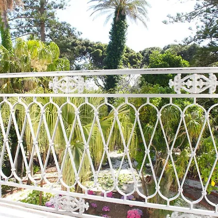 Versomare & Guest house Valderice