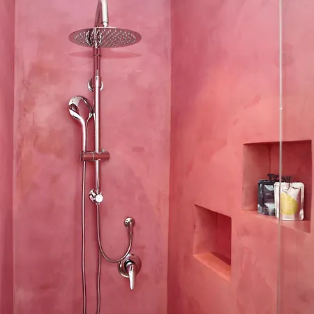 Versomare & Guest house *