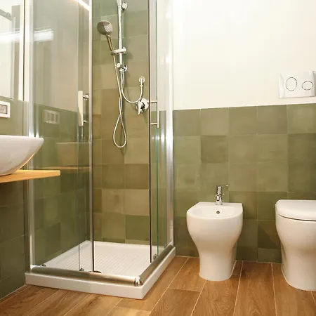 Versomare & Guest house